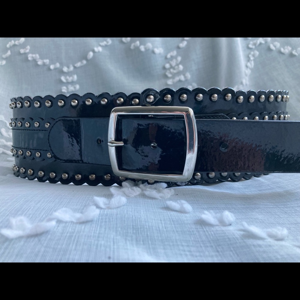 Patent leather black belt with silver studs